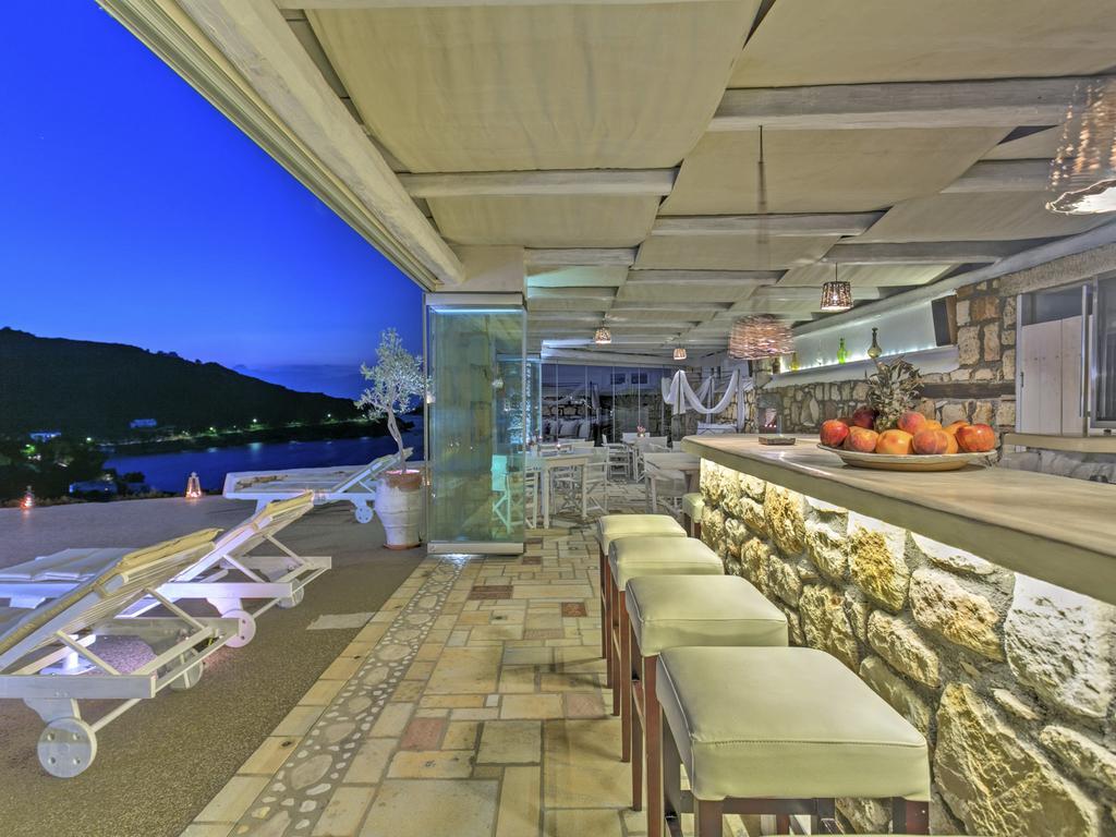 Eirini Luxury Hotel Villas Grikos Bay  Екстер'єр фото